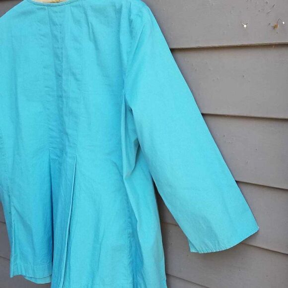 J Jill Blue Cotton Button Down with Pintucks and Pleats size Medium - Picture 3 of 9